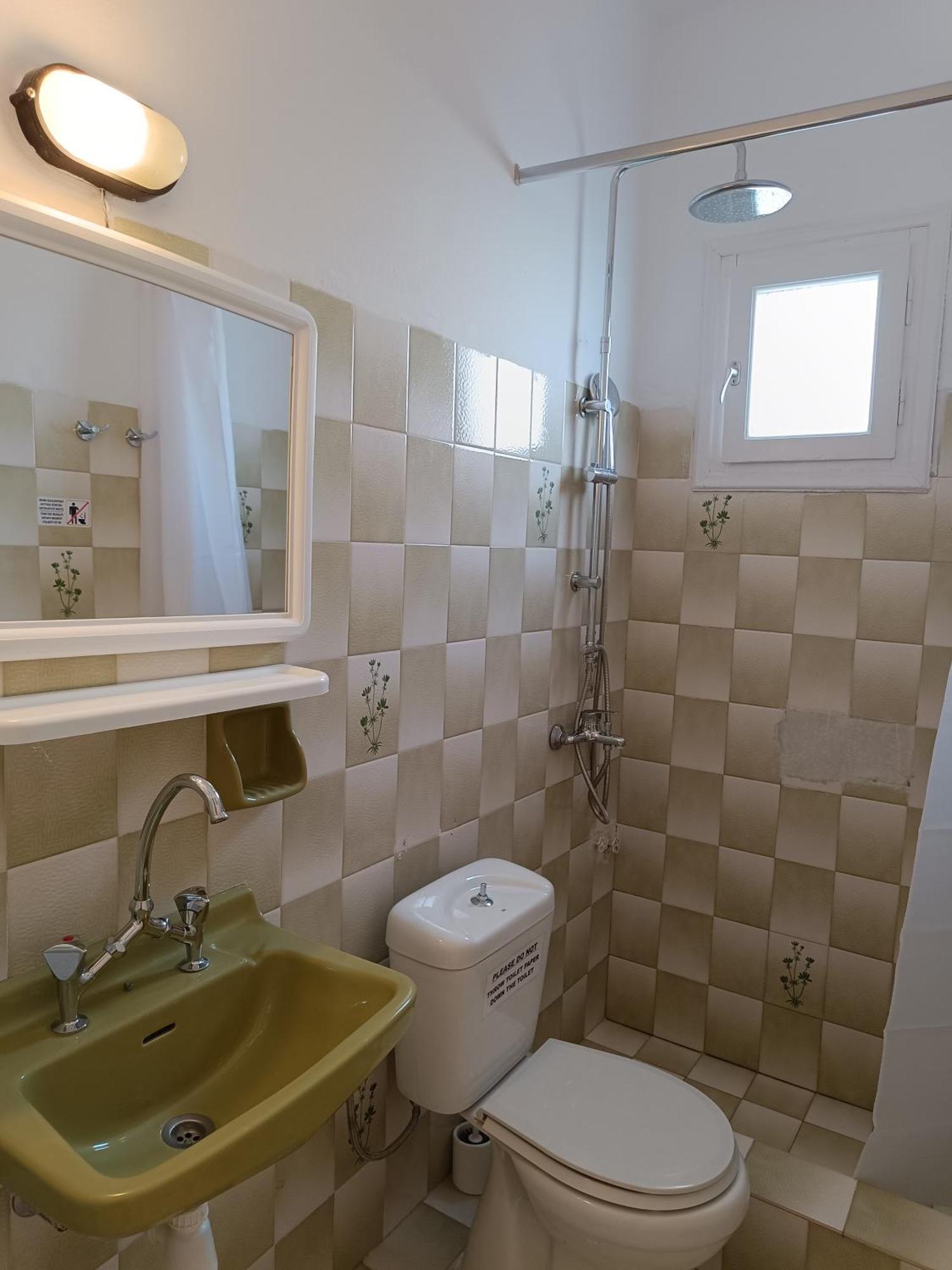 קאבוס Dora'S Apartments מראה חיצוני תמונה