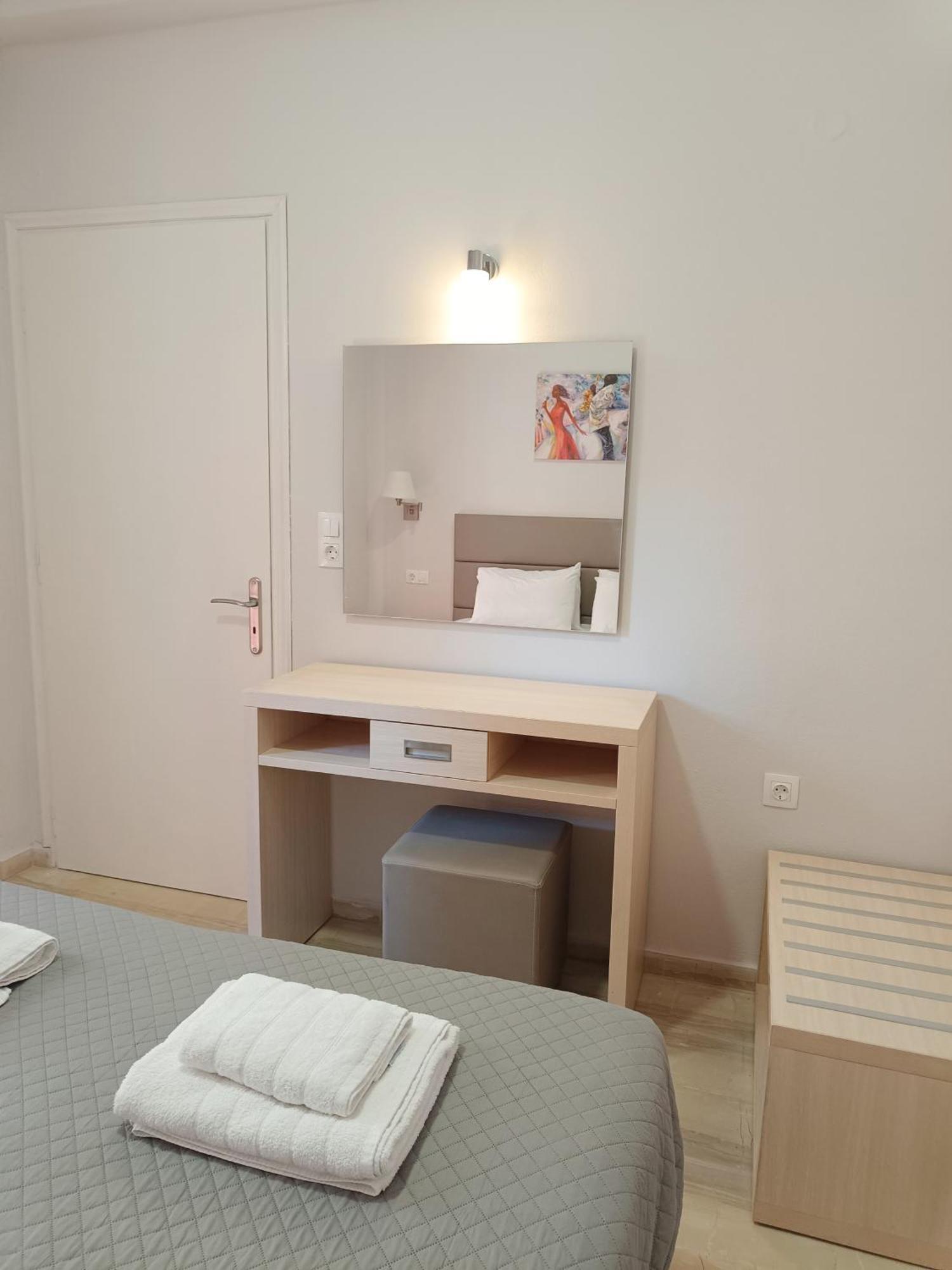קאבוס Dora'S Apartments מראה חיצוני תמונה