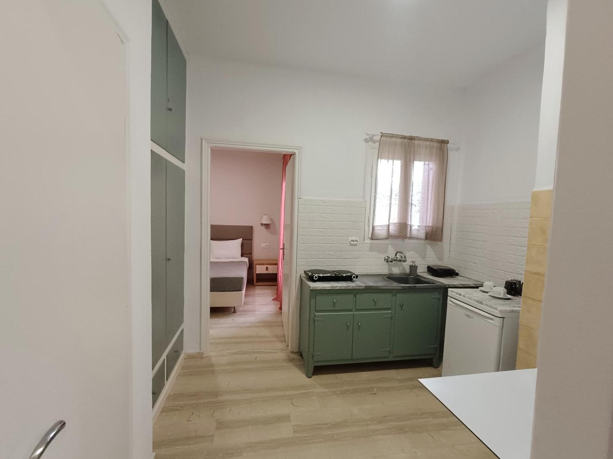 קאבוס Dora'S Apartments מראה חיצוני תמונה